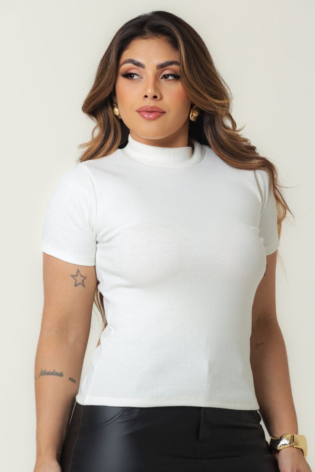 Camiseta Gola Alta Ribana- Branco